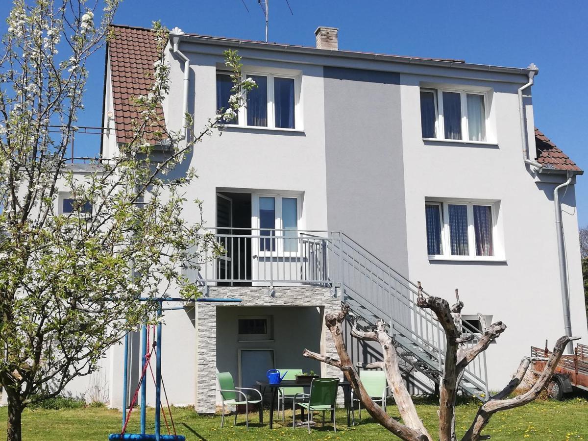 Apartmány MK Nové Hrady Esterno foto