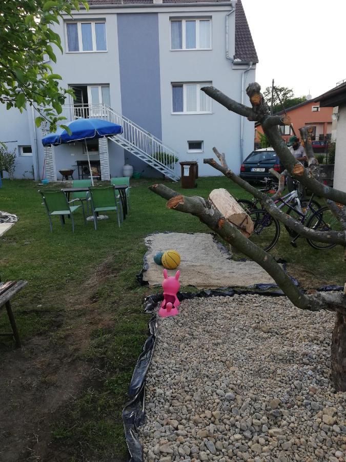 Apartmány MK Nové Hrady Esterno foto